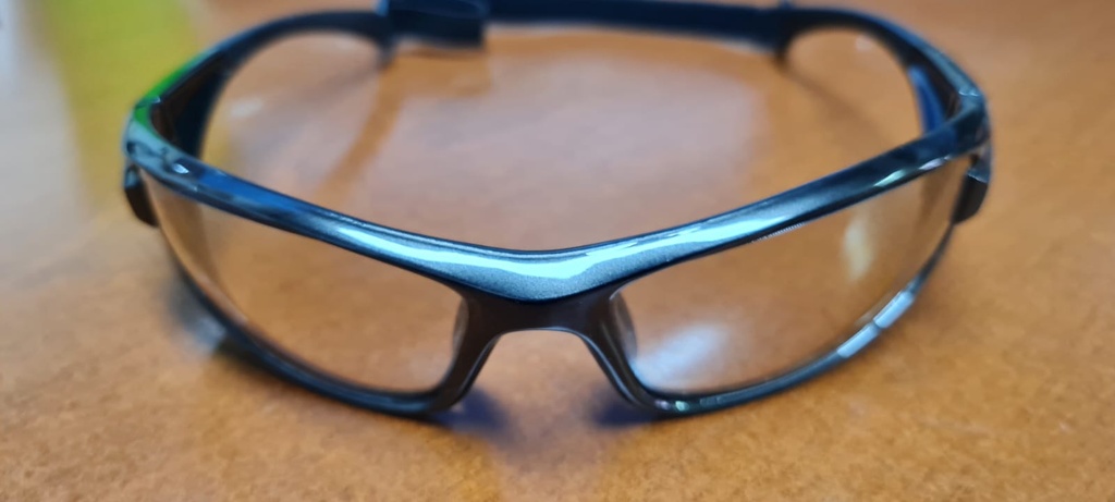 ANTEOJO BESTGUARD, MODELO FINEGUARD, POLICARBONATO, BANDA AJUSTABLE.